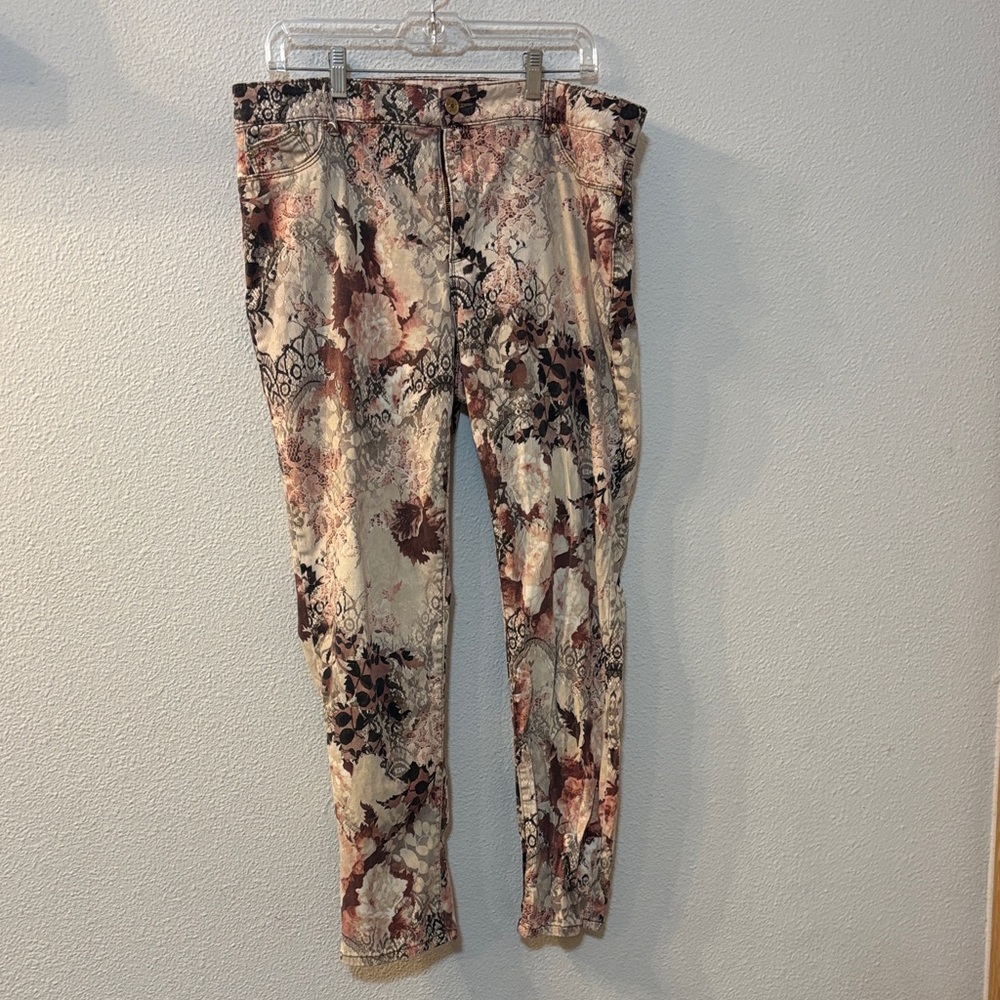 Chicos Patterned Multicolor Leggings